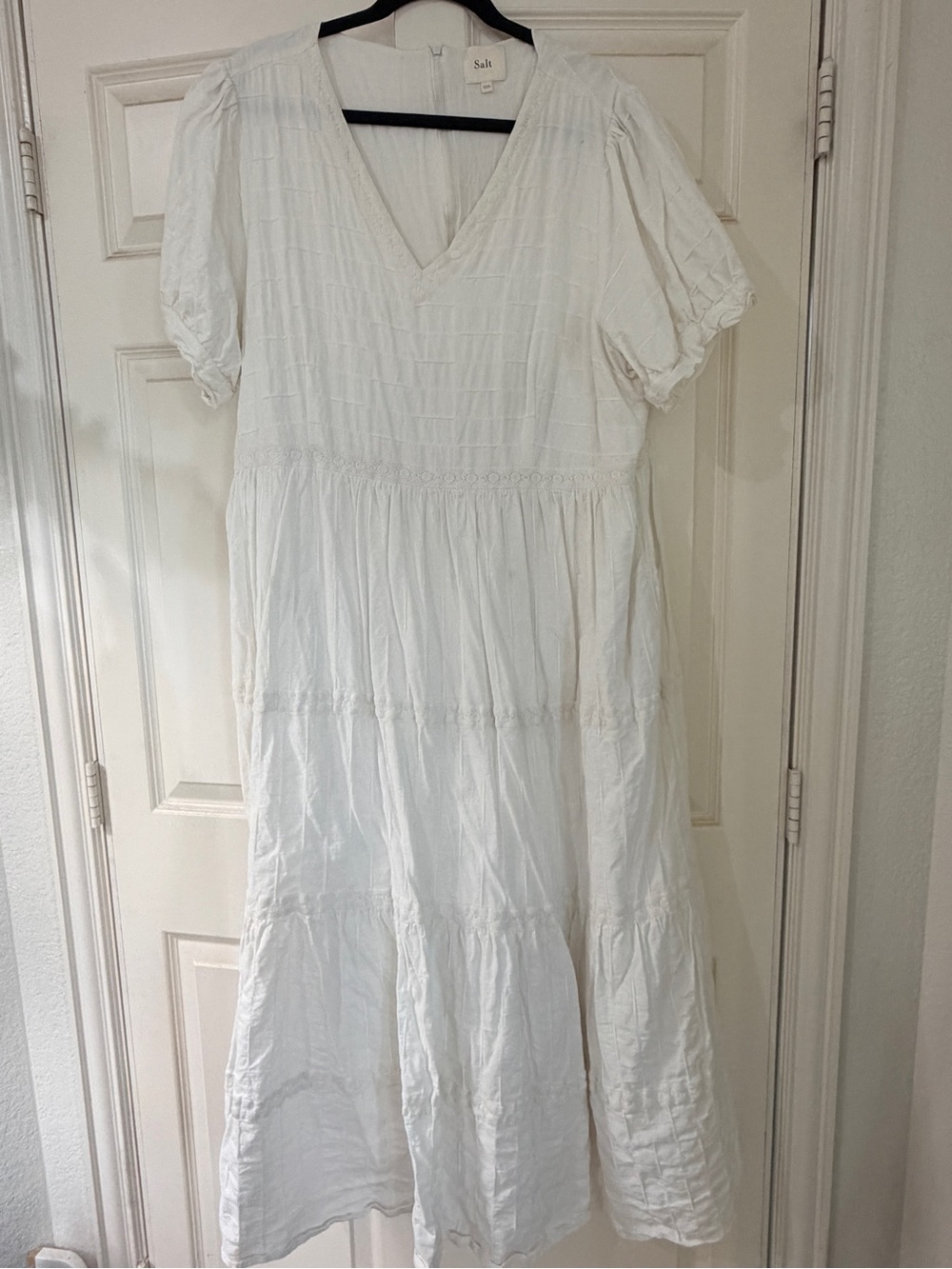 Roolee Salt White V-Neck Tiered Midi Dress size XXXL